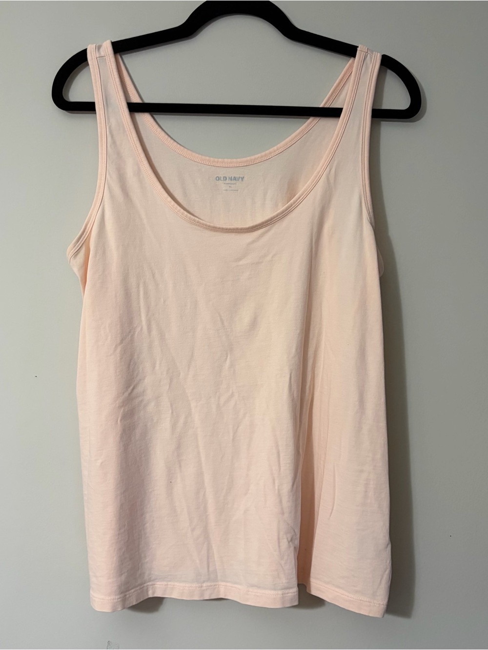Old Navy Women's Pale Pink Scoop Neck Tank - Picture 1 of 2